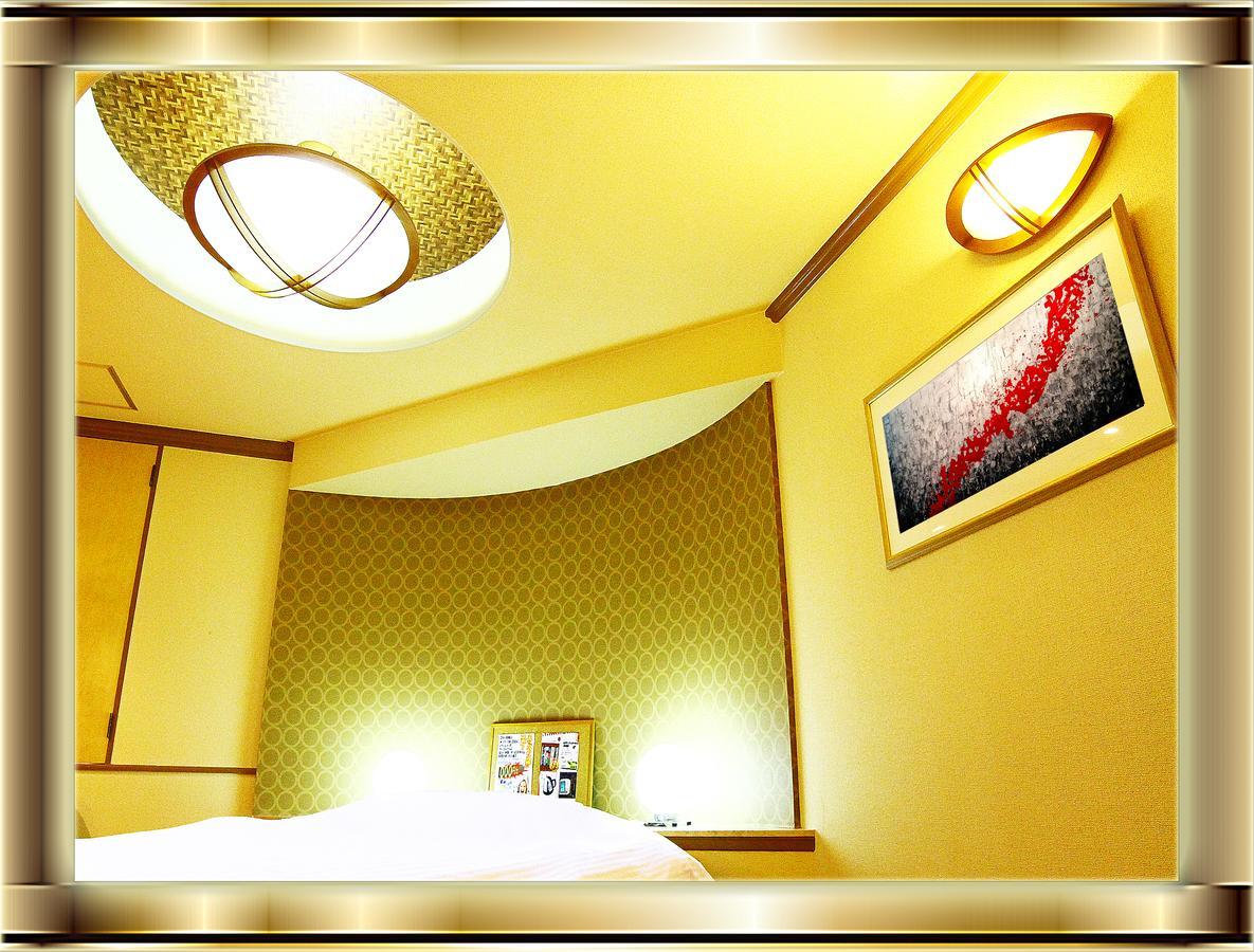 Kyoto Hotel Crown (Adults Only) Eksteriør billede