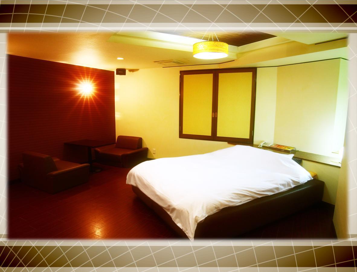 Kyoto Hotel Crown (Adults Only) Eksteriør billede